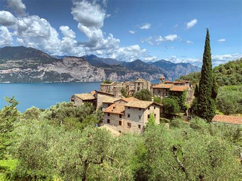 A Campo di Brenzone sul Garda .